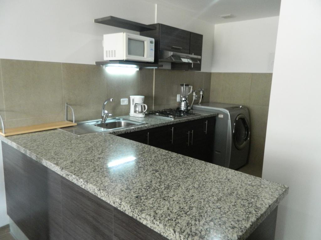 Itsahome Apartments - Torre Seis Quito Habitación foto
