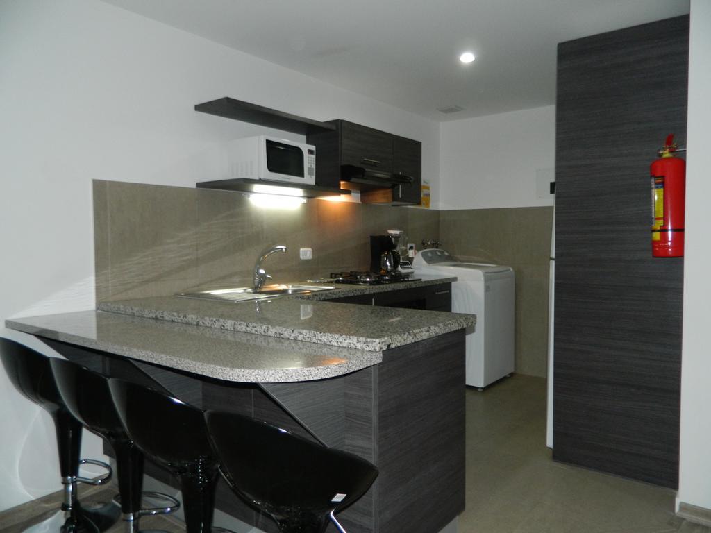 Itsahome Apartments - Torre Seis Quito Habitación foto